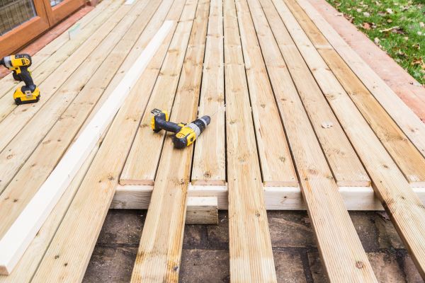 Cost of Damaged Deck Boards Repair in Salem